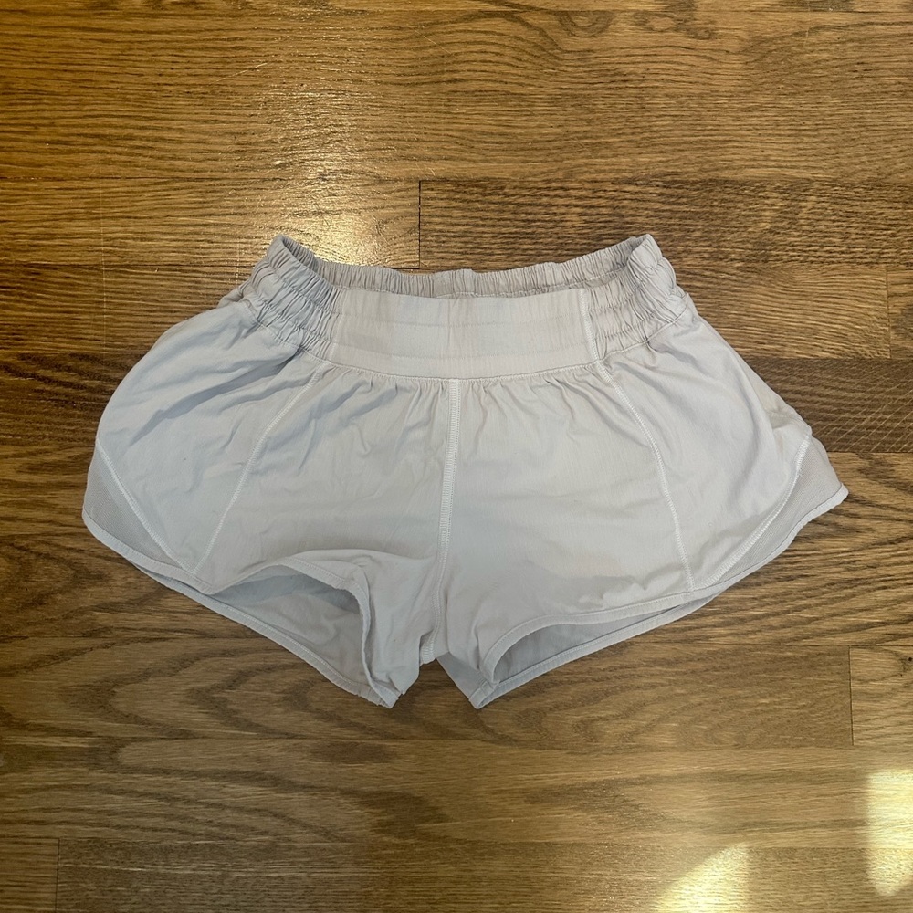 White hotty hot low rise 2.5 shorts